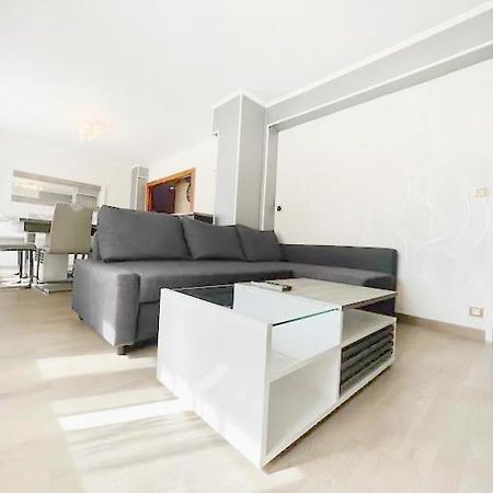 L'Amicale : 80 M², 6 Prs, 3 Ch, Centre Ville ديجون المظهر الخارجي الصورة